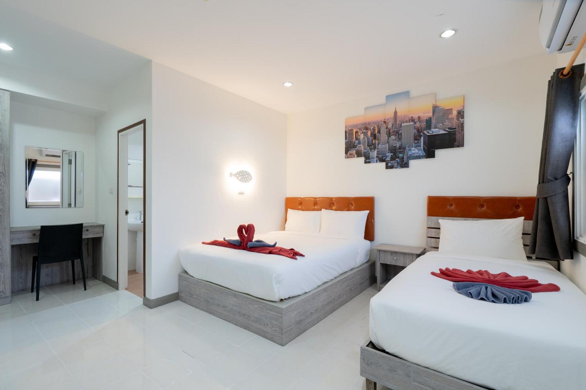 Square One Hotel Patong Exterior foto
