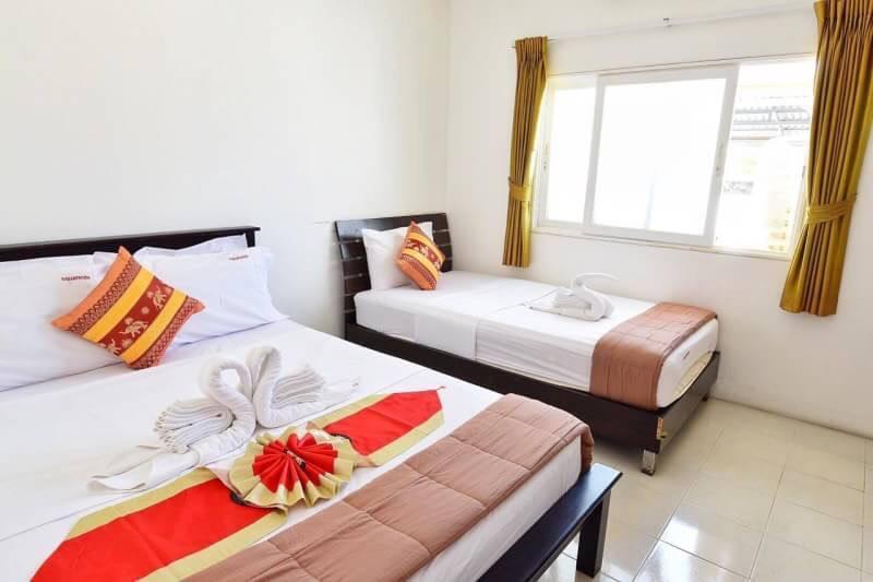 Square One Hotel Patong Exterior foto